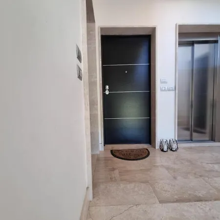 Apartament Ric's House